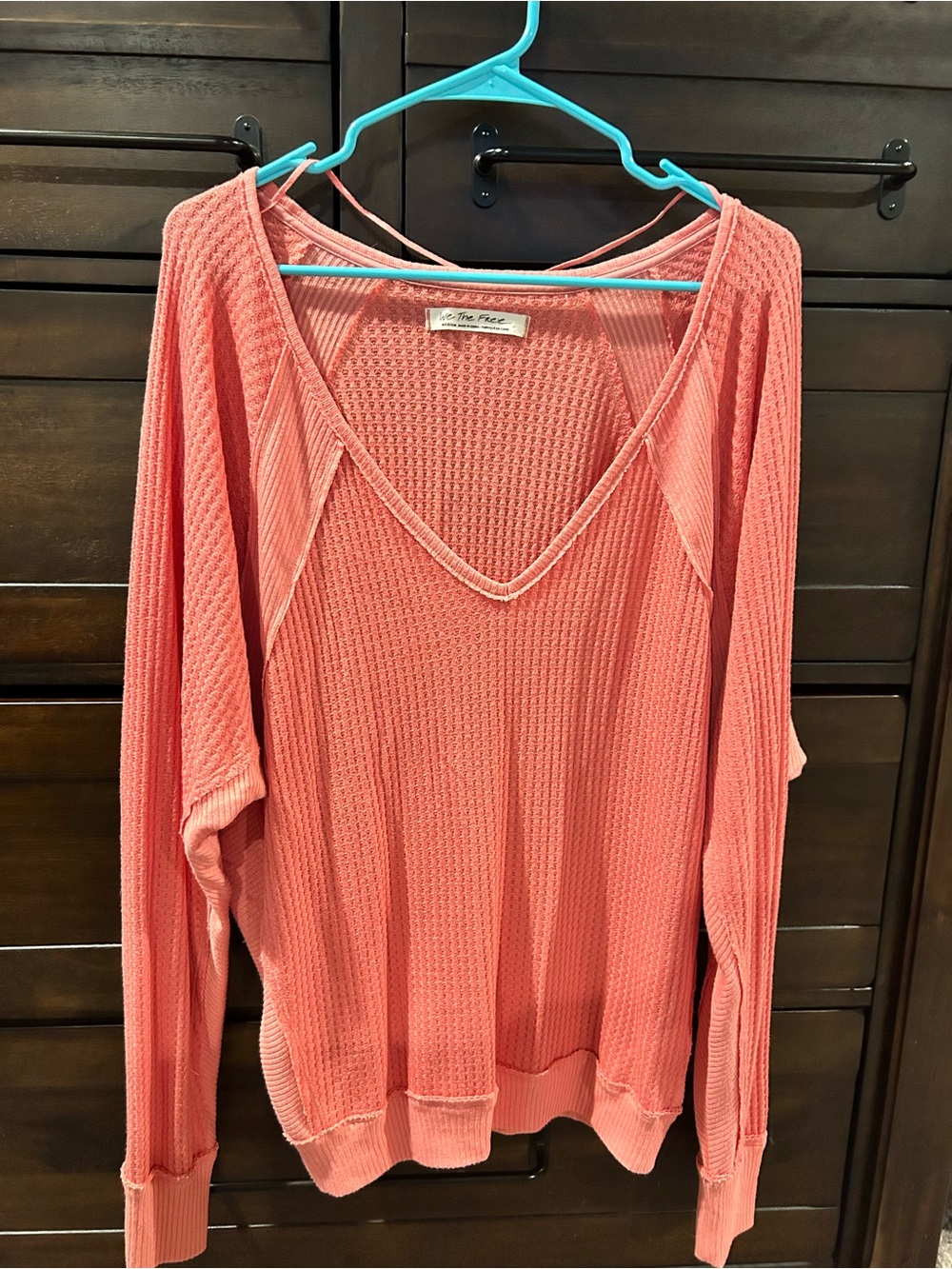 Medium Free People Coral Waffle Knit V-Neck Pullover